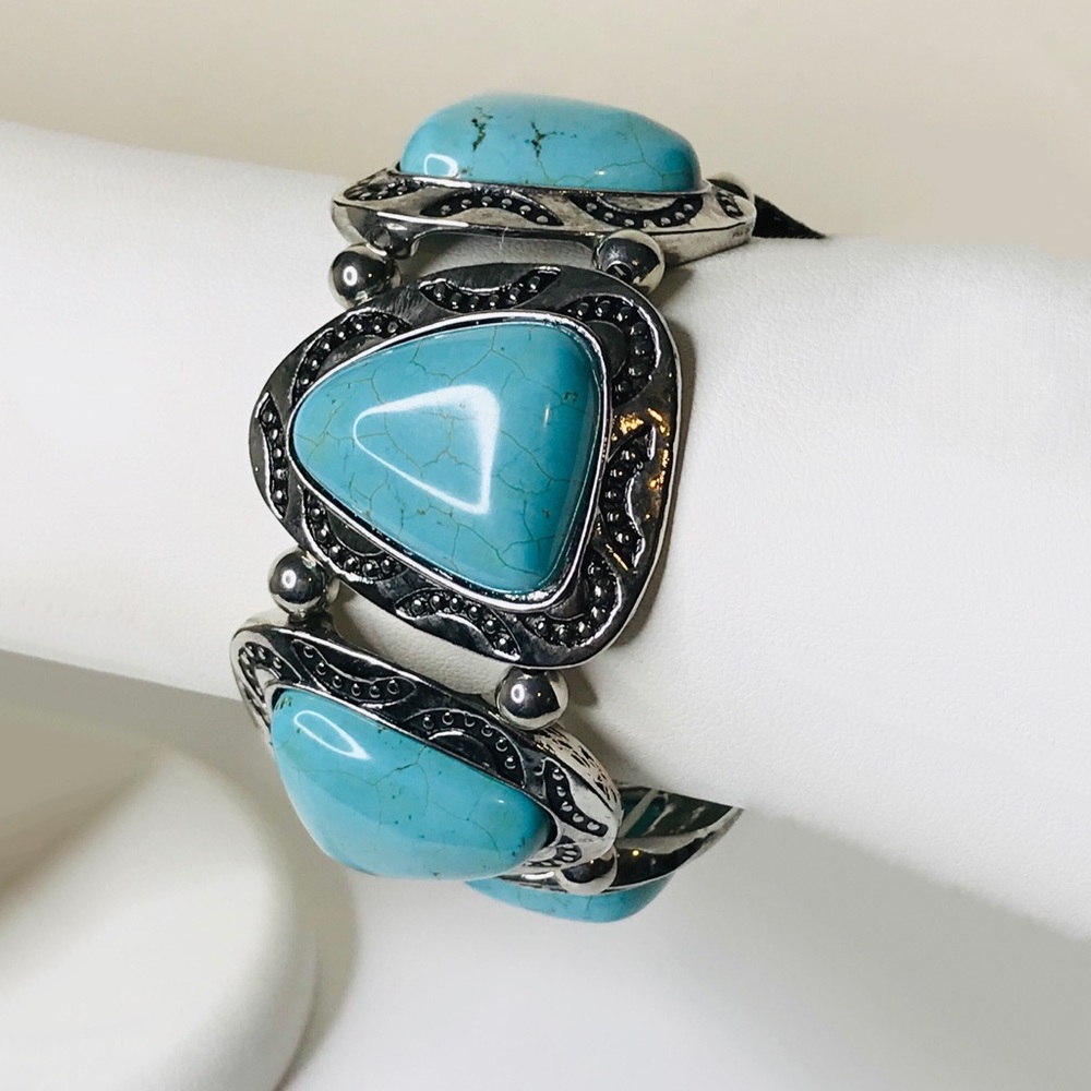 Turquoise Silver Tone Stretch Bracelet